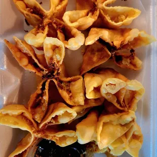Aug 2022: Wantons (8)-- actually very good!