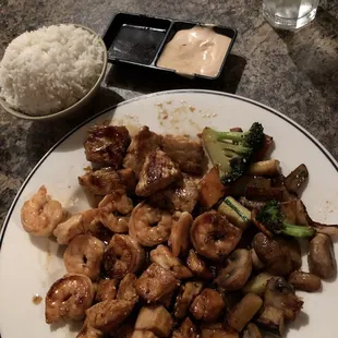 "Ninja" Hibachi meal with white rice.