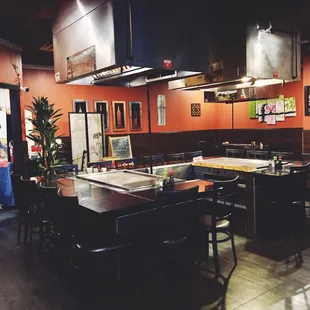 sushi and sashimi, interior