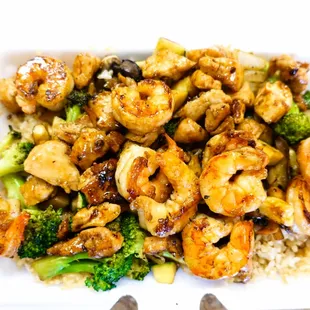 You want this shrimp and chicken dish.