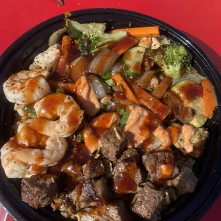 the duo with steak and shrimp w/ chicken fried rice