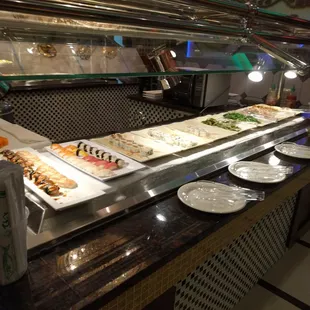 sushi and sashimi, interior