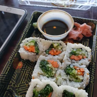 Vegetable roll without avocado ~ 8 piece