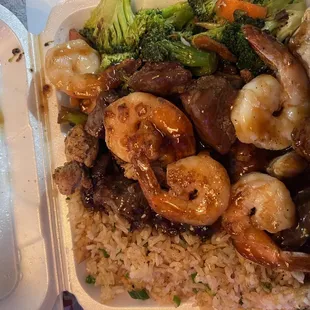 Shrimp beef and chicken hibachi with rice
