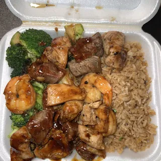 Hibachi combo (chicken, beef, and shrimp)