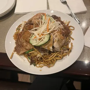 Chicken Lo Mein