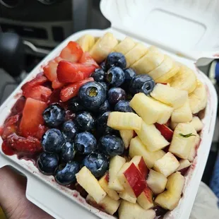 Acai bowl