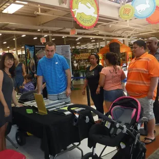 Not big crowds but consistant for Mog Park and Leah Rose autograph\signing session