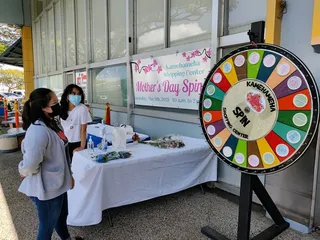 Kamehameha Shopping Center