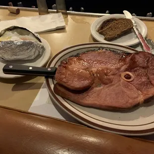 Hickory Bar-B Que