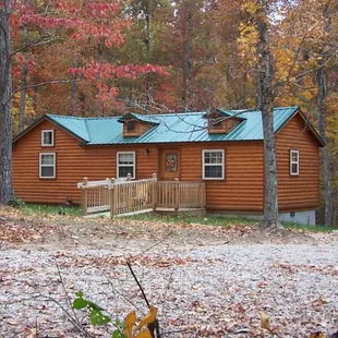 Big Leaf Cabin
