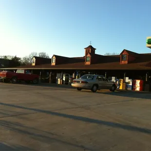 Hickory Center Market