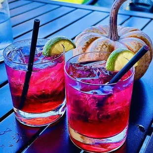 Cocktail Special - Sunday 10/8 - Cranberry Gin Fiz - Gin, Simple Syrup, sparkling water, and cranberry