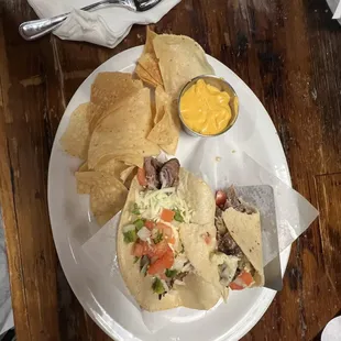 Skirt steak tacos