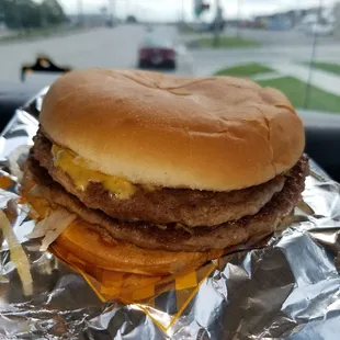 Double cheeseburger