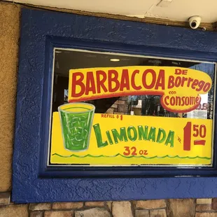 Fresh lemonade! So refreshing!