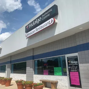 Kim and the girls are awesome! Try Belleville Boat!