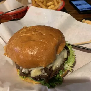 THE BLUES burger