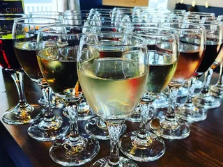 Vino Locale