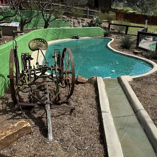 Nice water features.