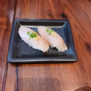 Seared albacore nigiri