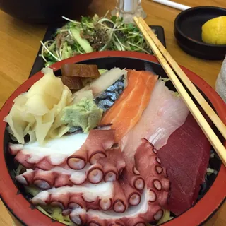Salmon Skin Salad