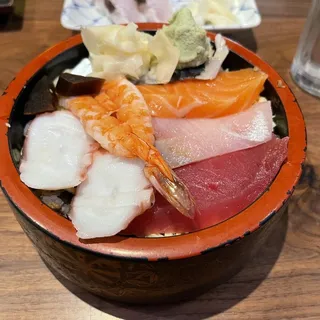 8. Chirashi Sushi