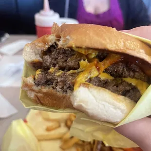 Double CheeseBurger