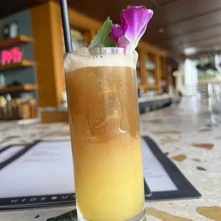 Happy hour Mai tai