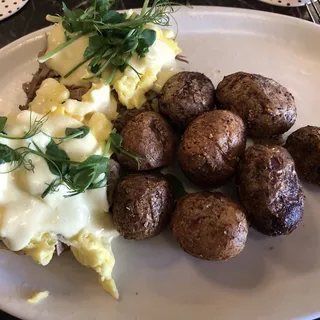 Hideout Eggs Benedict