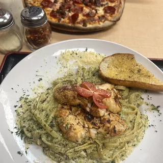 Chicken Fettuccine Pesto