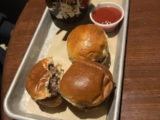 Bar Louie