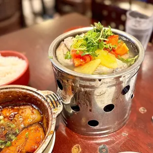Canh chua cá - sweet &amp; sour catfish soup