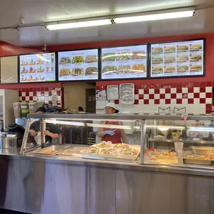 Order, pick up, and leave. No tables inside.