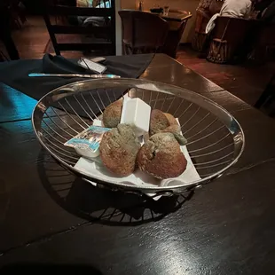 Mini Muffins... tasty but...