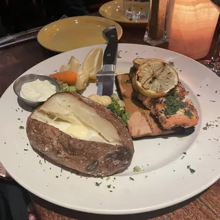 Cedar Fresh Salmon