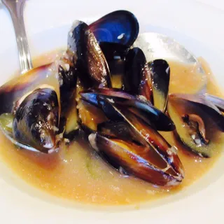 Totten Inlet mussels