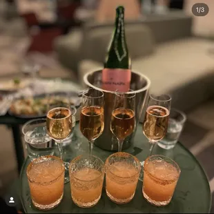 oysters and mussels, drink