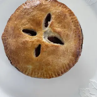 6" blueberry pie