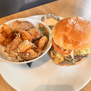 High Bank Deluxe Burger