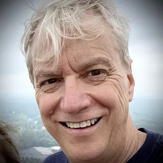 Dan M.
