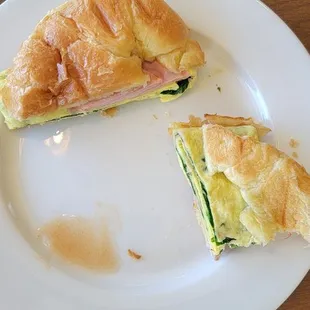 Egg croissant
