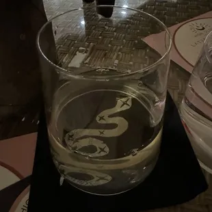 La Crema Pinot Noir (wine)