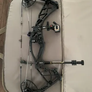 Hoyt Axius Alpha