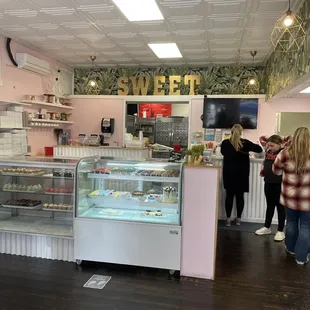customers in a bakery