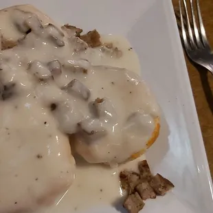 Biscuits and gravy had a nice spice
