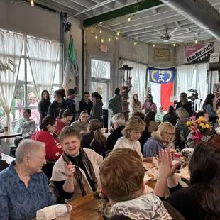 This places is popular!