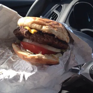 Regular Cheeseburger