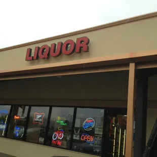 the front of a liquor shop