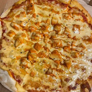Buffalo Chicken Supreme Pizza